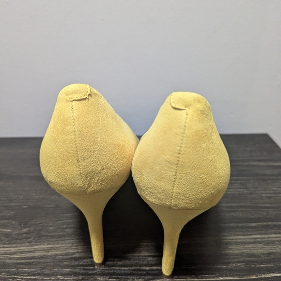 Unisa yellow faux suede pumps - Picture 3 of 5
